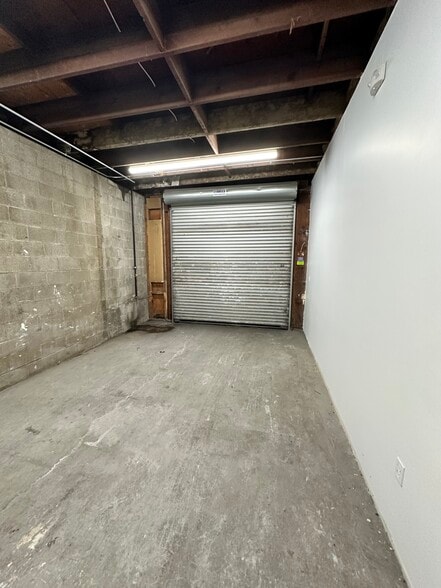 More Photos Of 1690 Hayes Ave, Long Beach Manufacturing For Sale