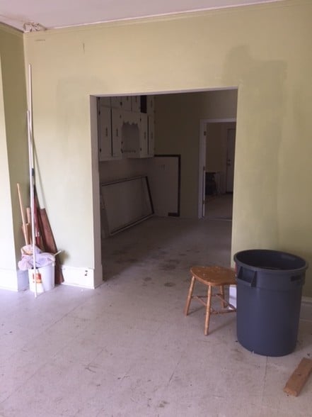 More Photos Of 7853 Olive Blvd, University City Office Residential For Sale