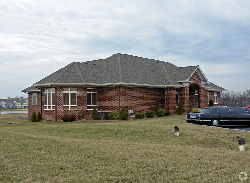 More Photos Of 28 Hawk Ridge Cir, Lake Saint Louis Office For Lease