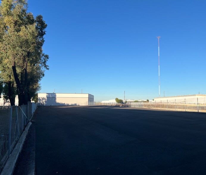 More Photos Of 5650 Knott Ave, Buena Park Warehouse For Lease
