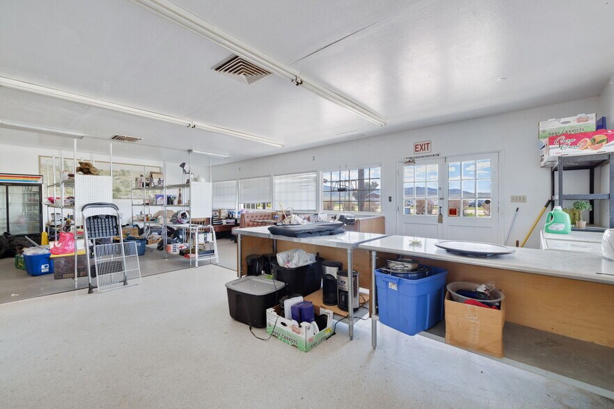 More Photos Of 12900 Soda Lake Rd, Santa Margarita Hotel For Sale