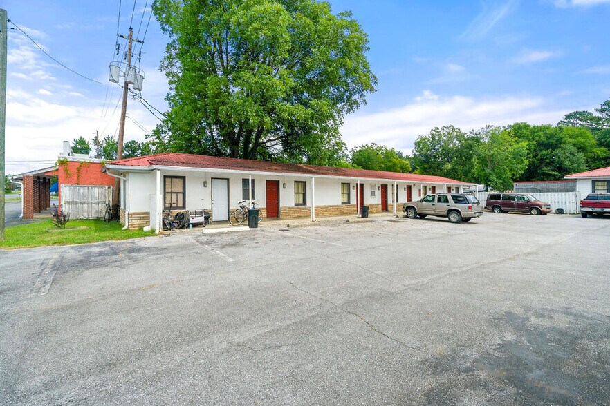 More Photos Of 3158 Martha Berry Hwy NE, Rome Hotel For Sale
