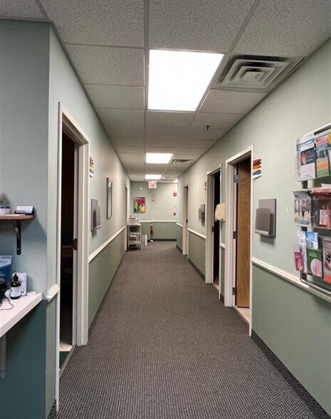 More Photos Of 464 Boston Post Rd, Orange Storefront Retail Office For Lease