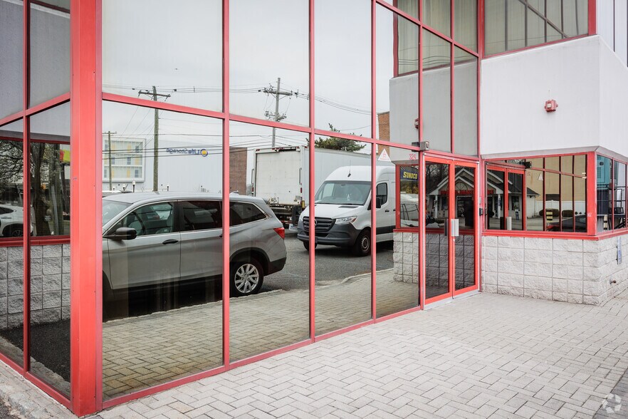 More Photos Of 325 S River St, Hackensack Office For Sale