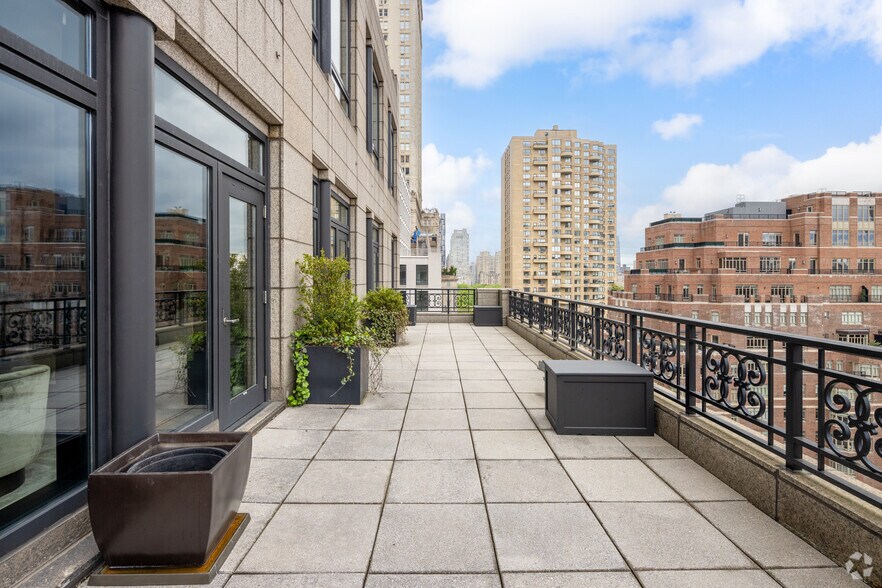 Photo of 11st Floor Ste 