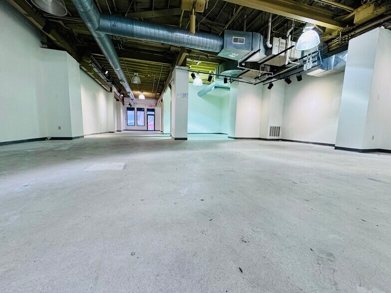 More Photos Of 3117-3127 Penn Ave, Pittsburgh Storefront For Lease