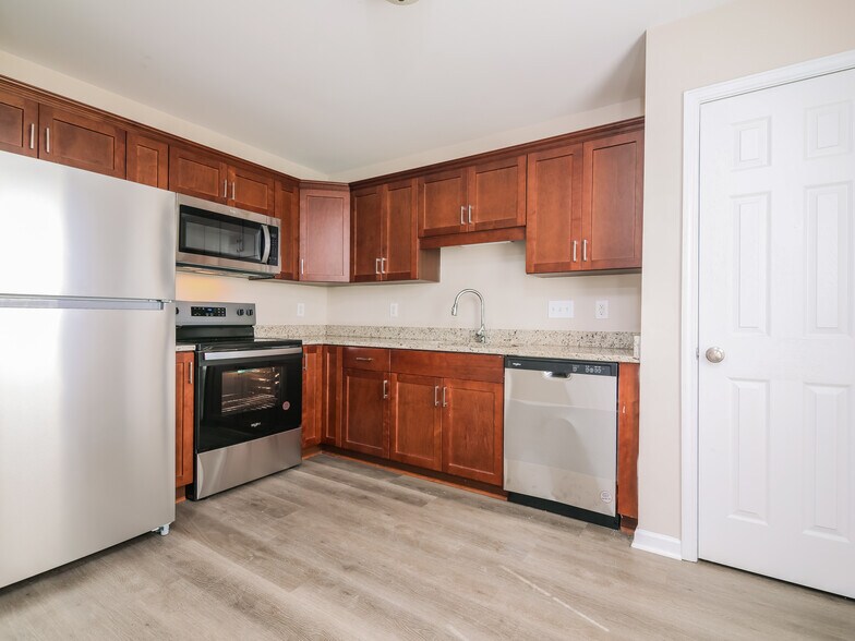 More Photos Of 15-103 Wolf Creek Ln, Lillington Apartments For Sale