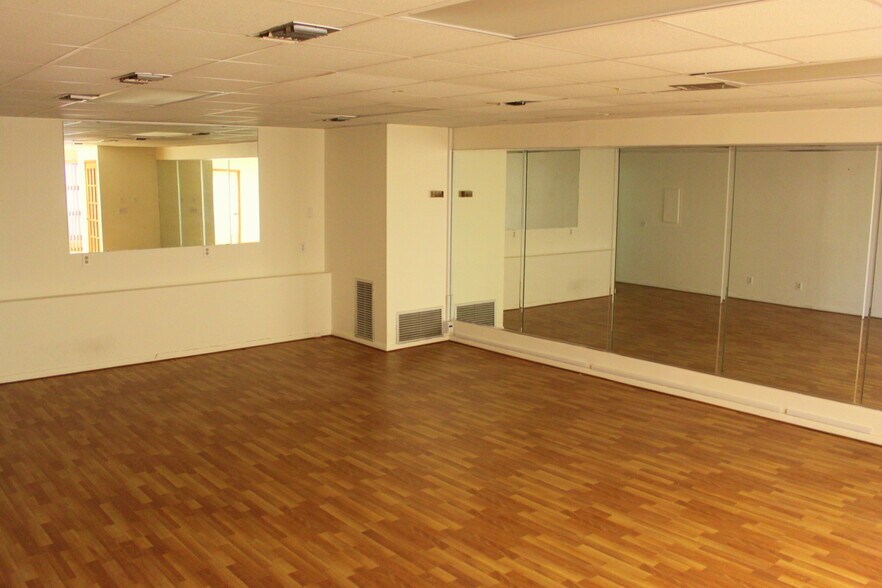 More Photos Of 4400 Bayou Blvd, Pensacola Medical For Sale