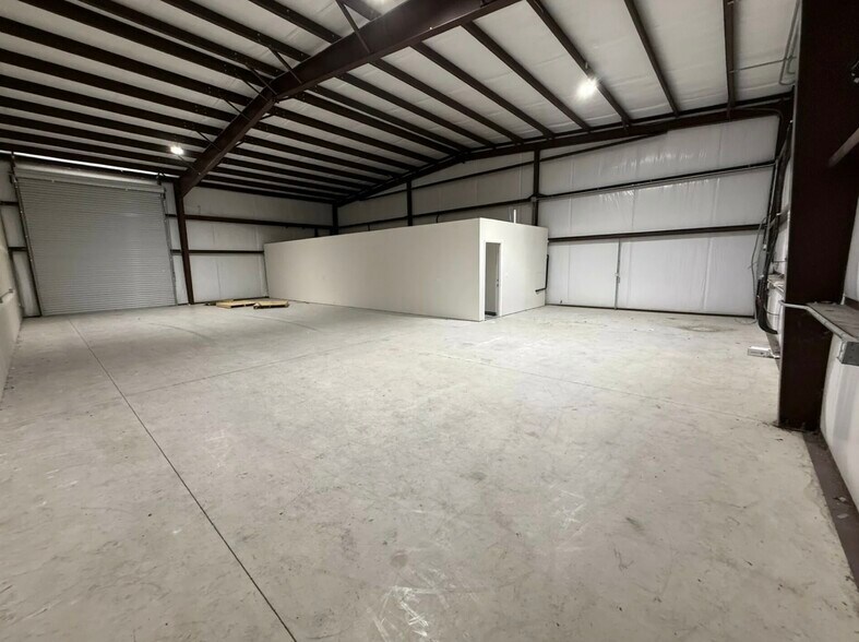 More Photos Of , Seguin Industrial For Sale