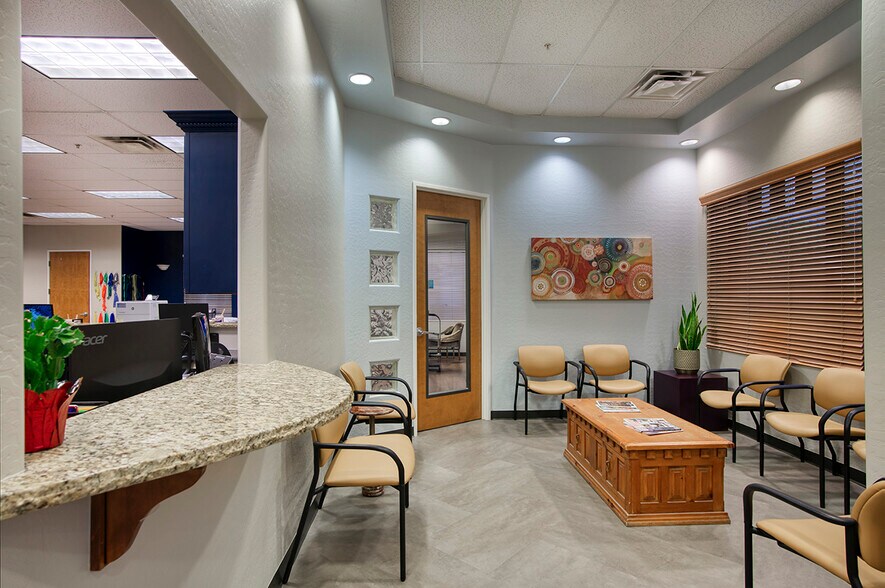 More Photos Of 4530 E Muirwood Dr, Phoenix Office For Sale