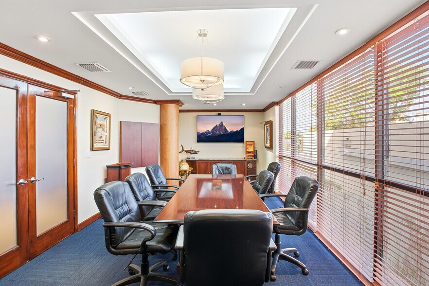 More Photos Of 4075 SW 83rd Ave, Miami Freestanding For Sale