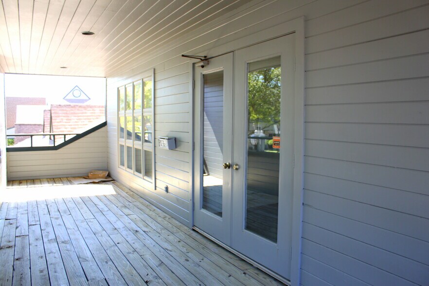 More Photos Of 4400 Bayou Blvd, Pensacola Medical For Sale