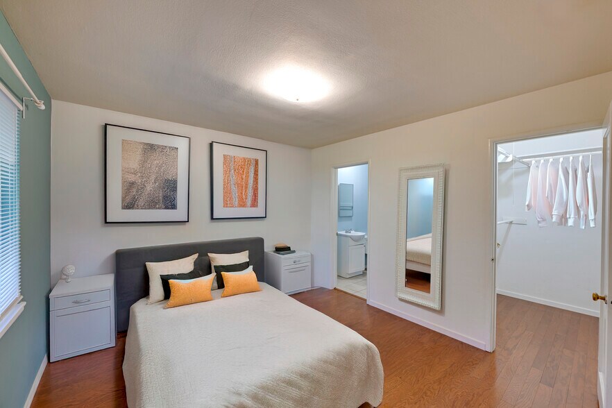 More Photos Of 110 Ruth Ct, Sacramento Apartments For Sale