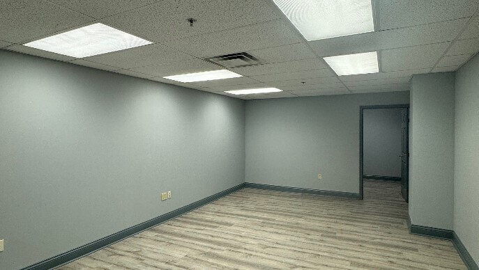 More Photos Of 2701 Spring Grove Ave, Cincinnati Warehouse For Lease