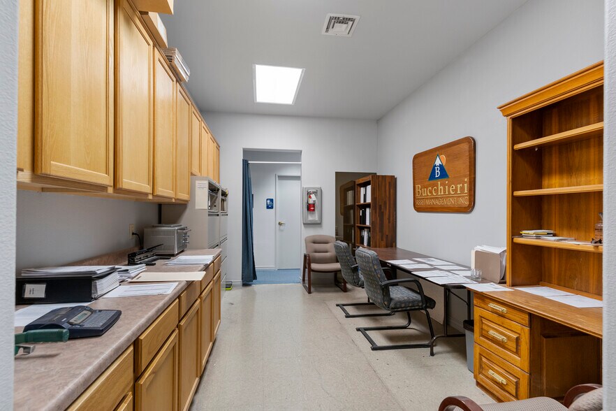 More Photos Of 8455 W Flamingo Rd, Las Vegas Medical For Sale