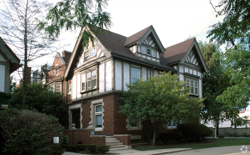 Primary Photo Of 8115 E Jefferson Ave, Detroit Medical For Lease