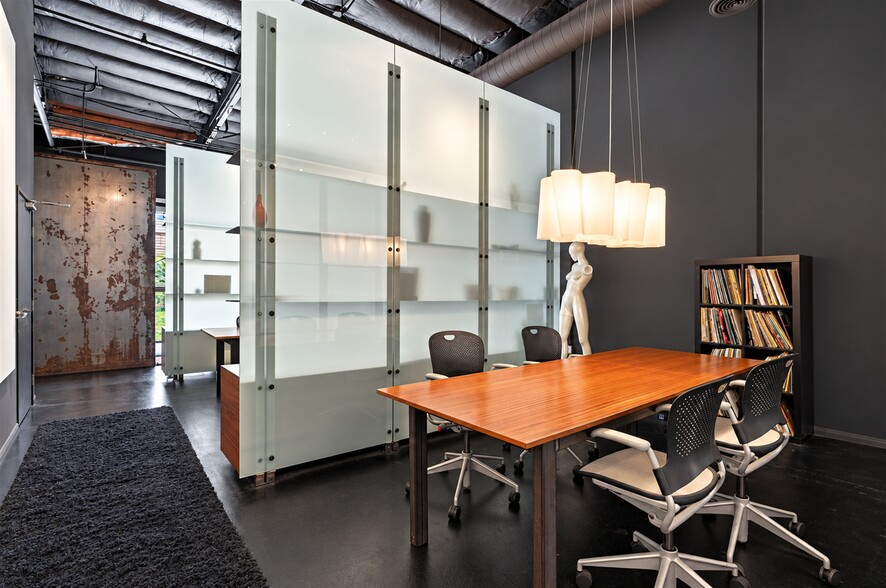 More Photos Of 7717 Formula Pl, San Diego Manufacturing For Sale