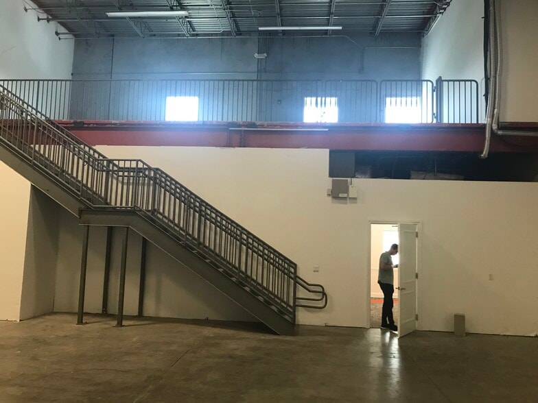 More Photos Of 755 NW 17th Ave, Delray Beach Industrial For Lease