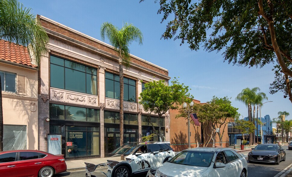 More Photos Of 43 E Main St, Alhambra Freestanding For Lease