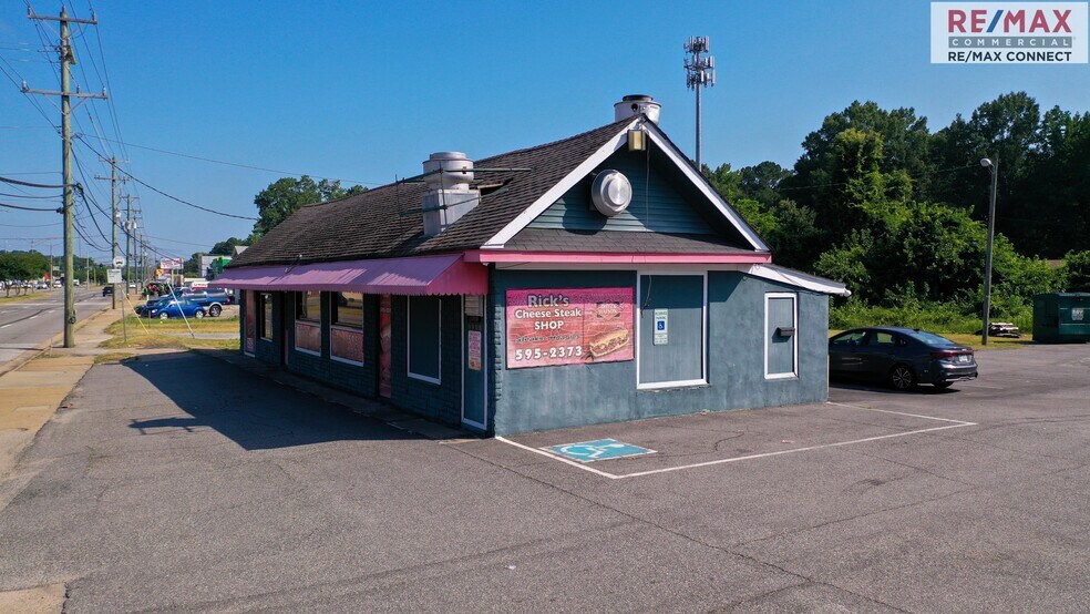 More Photos Of 9900 Jefferson Ave, Newport News Restaurant For Sale