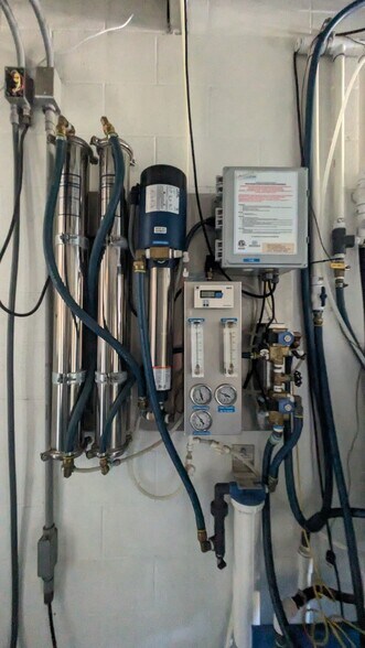 More Photos Of 2337 Washington Rd, Washington Carwash For Sale