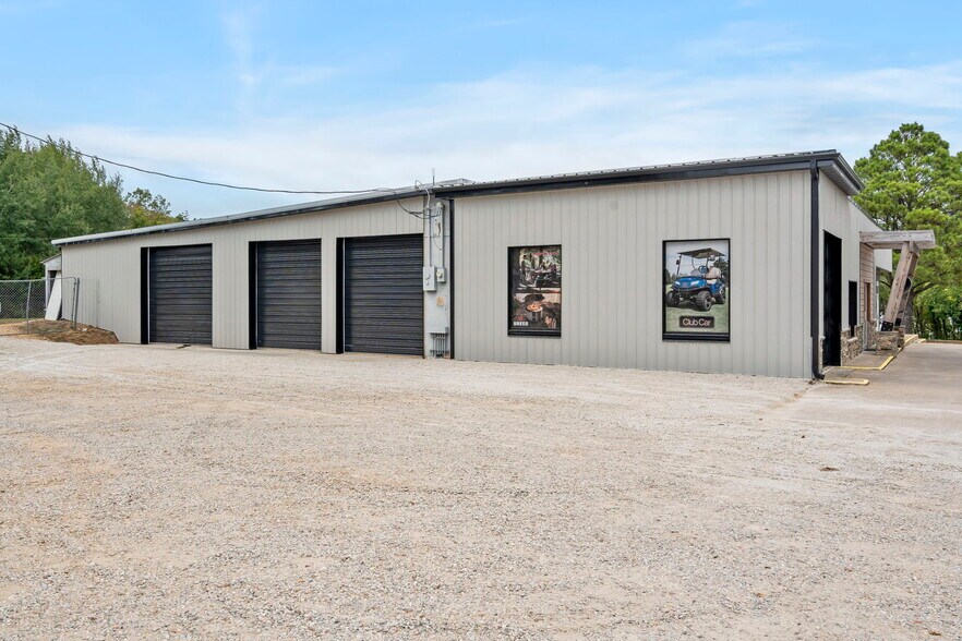 More Photos Of 26009 State Highway 39, Shell Knob Storefront Retail Office For Sale