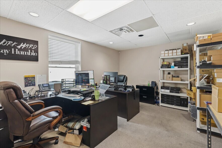 More Photos Of 411 N High St, Millville Medical For Sale