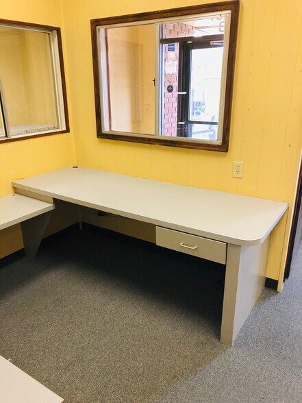 More Photos Of 1231 Perry Hill Rd, Montgomery Storefront Retail Office For Lease