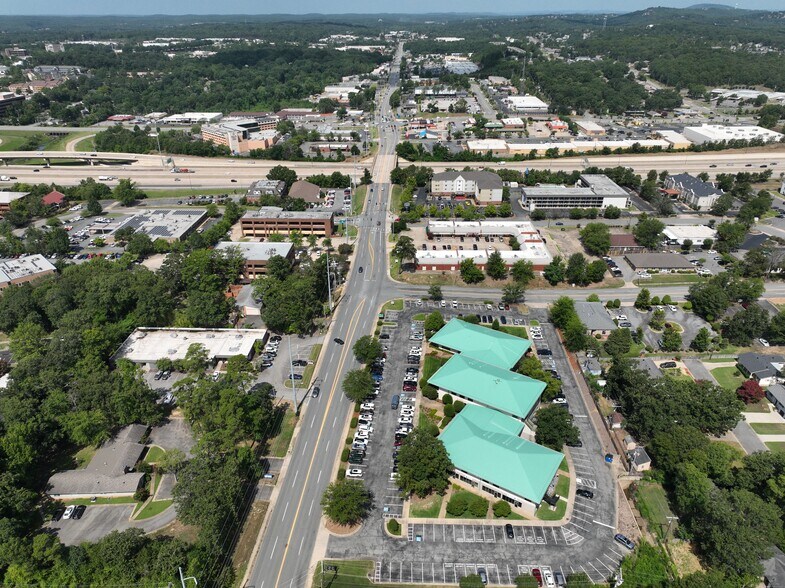 More Photos Of 10310 W Markham St, Little Rock Medical For Sale