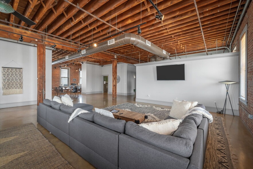 More Photos Of 110-112 Sidney St, Saint Louis Lodge Meeting Hall For Sale