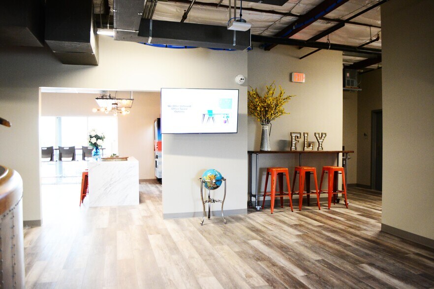 More Photos Of 15500 Voss Rd, Sugar Land Unknown For Sale