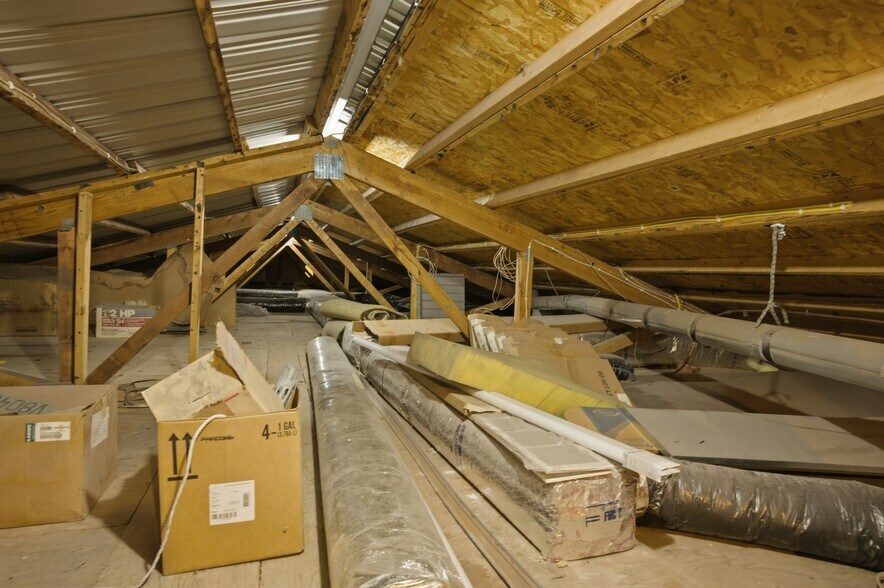 More Photos Of 4182 Highway 23, Wisconsin Dells Manufacturing For Sale