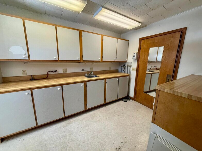 More Photos Of 1 Garvin Ave, Massena Medical For Sale