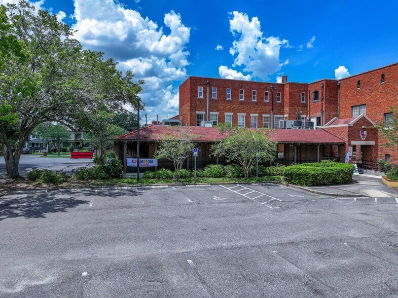 More Photos Of 1100 Stockton St, Jacksonville Religious Facility For Lease