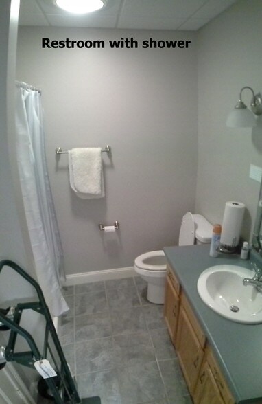 More Photos Of 20 Mary E Clark Dr, Hampstead Office For Lease