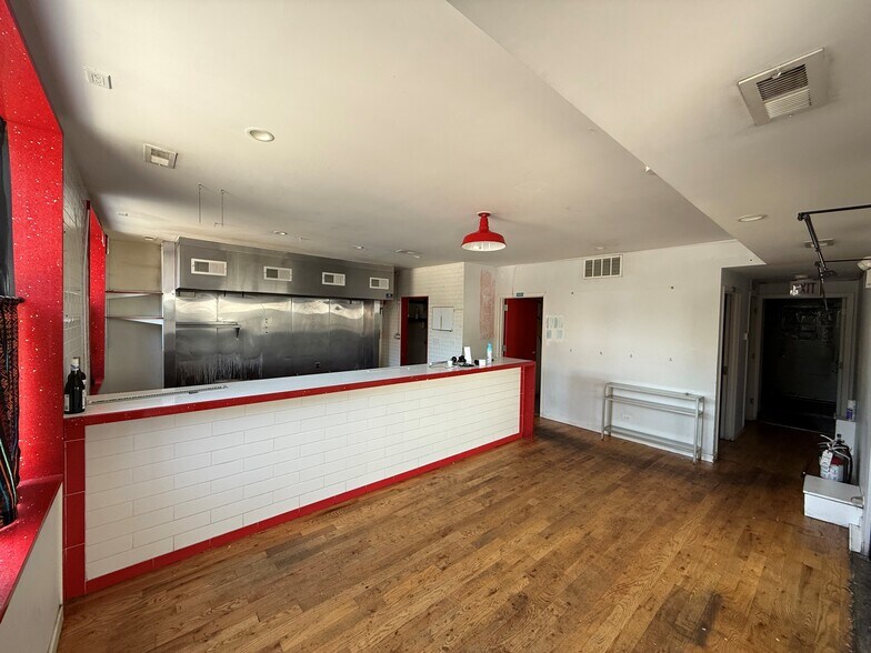 More Photos Of 2234-2236 N Western Ave, Chicago Apartments For Lease