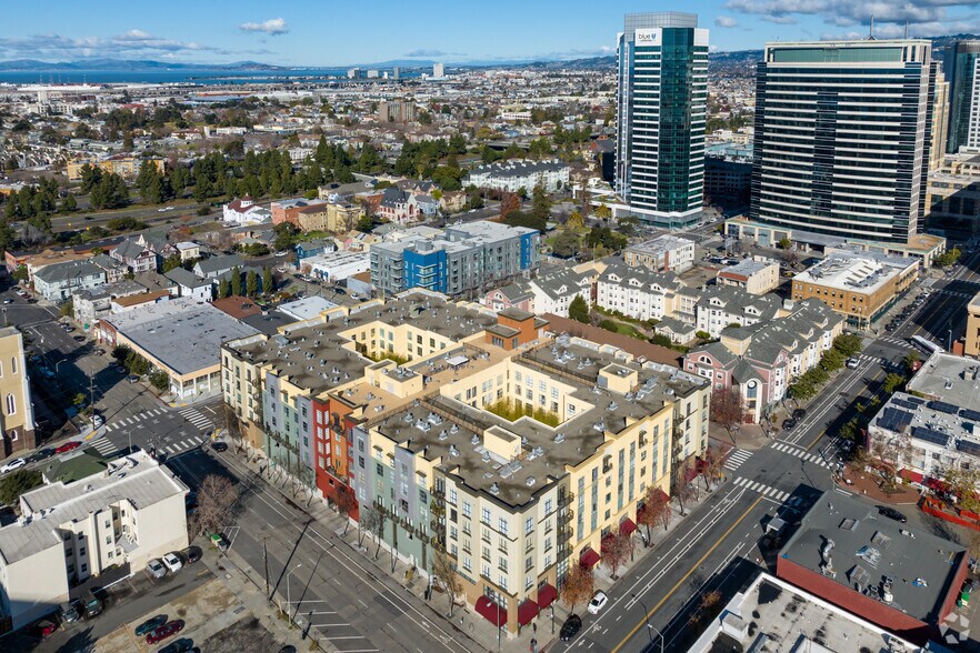 More Photos Of 899 Clay St, Oakland Apartments For Lease