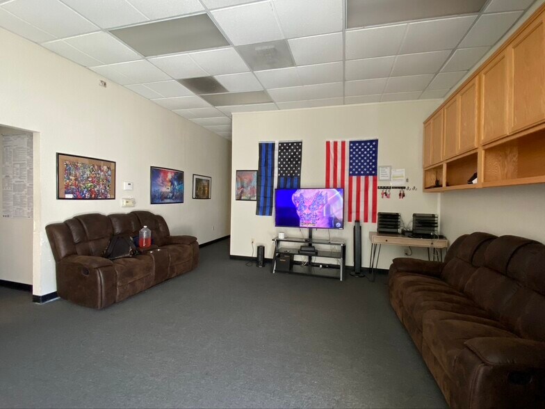 More Photos Of 1224 6th St, Modesto Warehouse For Lease