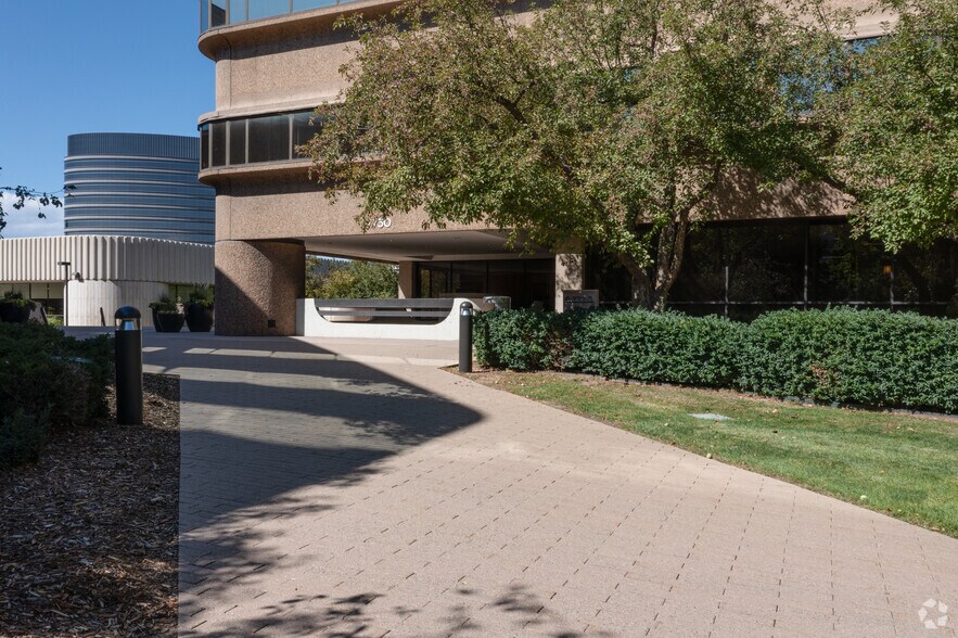 More Photos Of 7730 E Belleview Ave, Greenwood Village Office For Lease