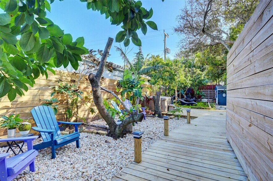 More Photos Of 1944 NE 5th St, Deerfield Beach Apartments For Sale