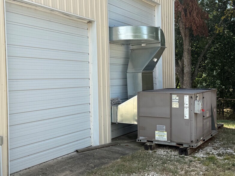More Photos Of 1144 Buckstitch Rd, Sulphur Industrial For Sale