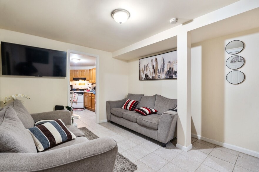 More Photos Of 14 48th St, Weehawken Apartments For Sale