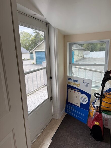 More Photos Of 90 Medford Ave, Patchogue Medical For Sale
