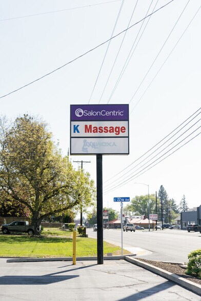 More Photos Of 2201 W Nob Hill Blvd, Yakima Freestanding For Lease