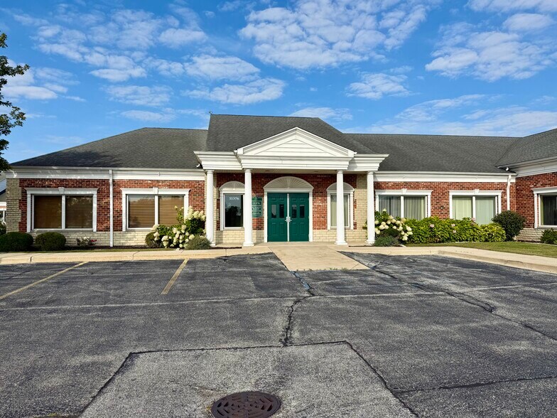 More Photos Of 11376 Broadway, Crown Point Office For Lease