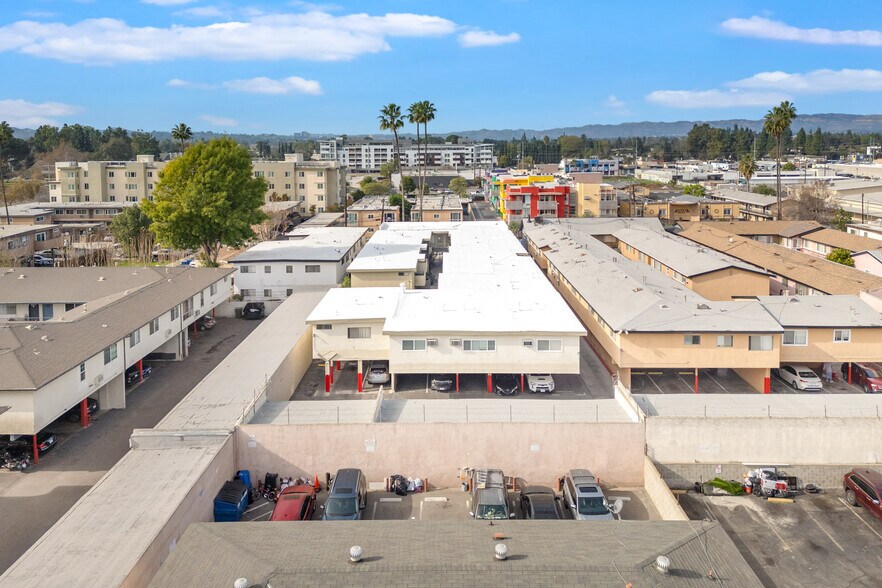 More Photos Of 6632 Darby Ave, Reseda Apartments For Sale