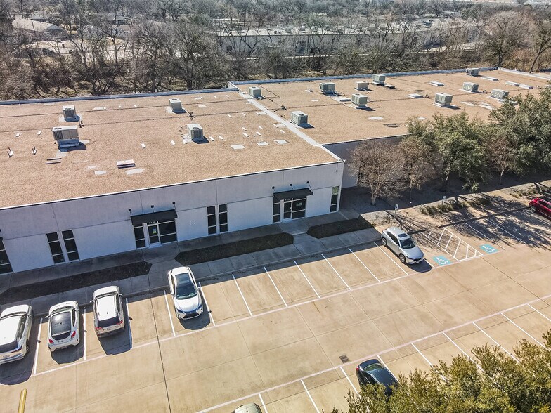 More Photos Of 1380 River Bend Dr, Dallas Loft Creative Space For Sale