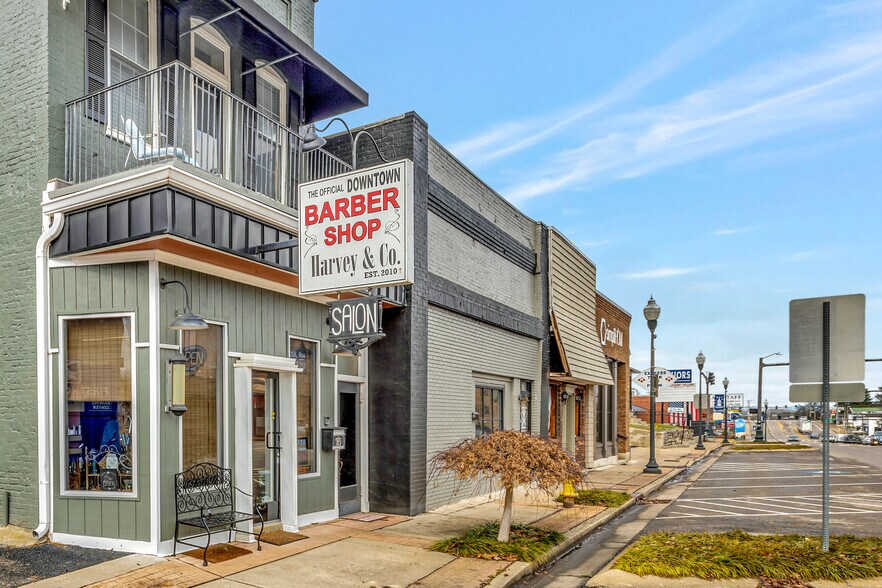 More Photos Of 713 N Garden St, Columbia Storefront Retail Office For Lease