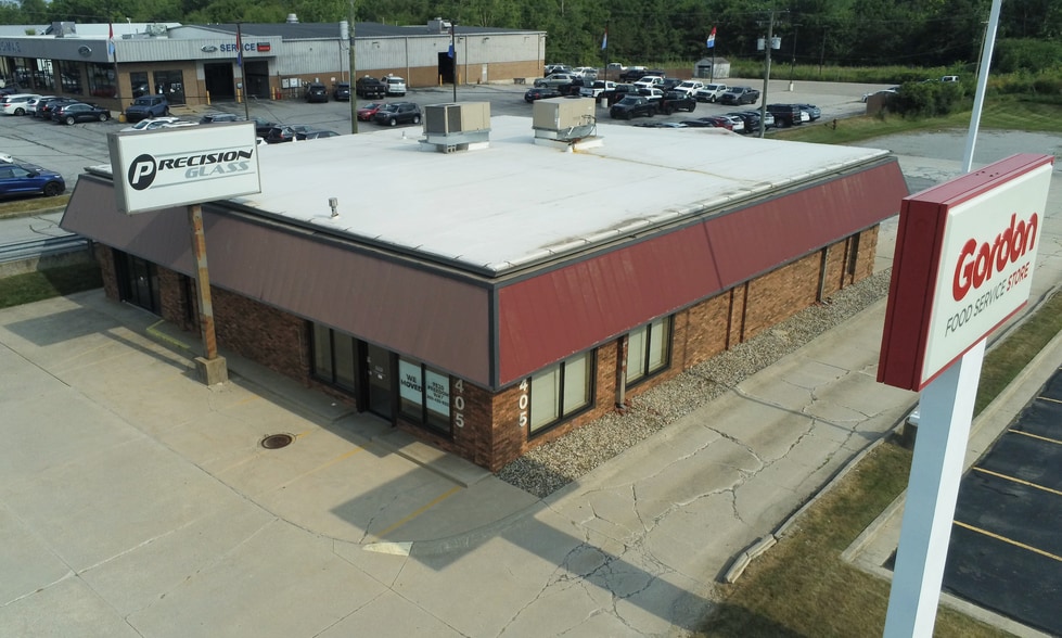 More Photos Of 5405 Illinois Rd, Fort Wayne Showroom For Sale