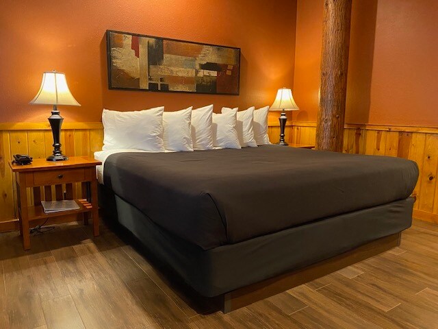 More Photos Of 890 Highway 4, Arnold Hotel For Sale